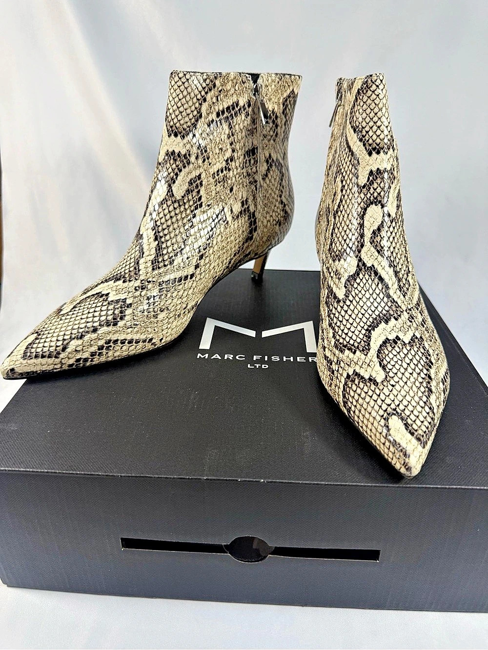 NEW Marc Fisher LTD Itzia3 Snake Print Ankle Booties Leather Sz 9.5 RETAIL $199
